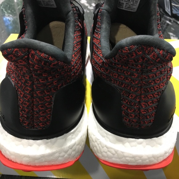 Adidas Ultra Boost Chinese New Year 4.0 Size 13 - Picture 6 of 8
